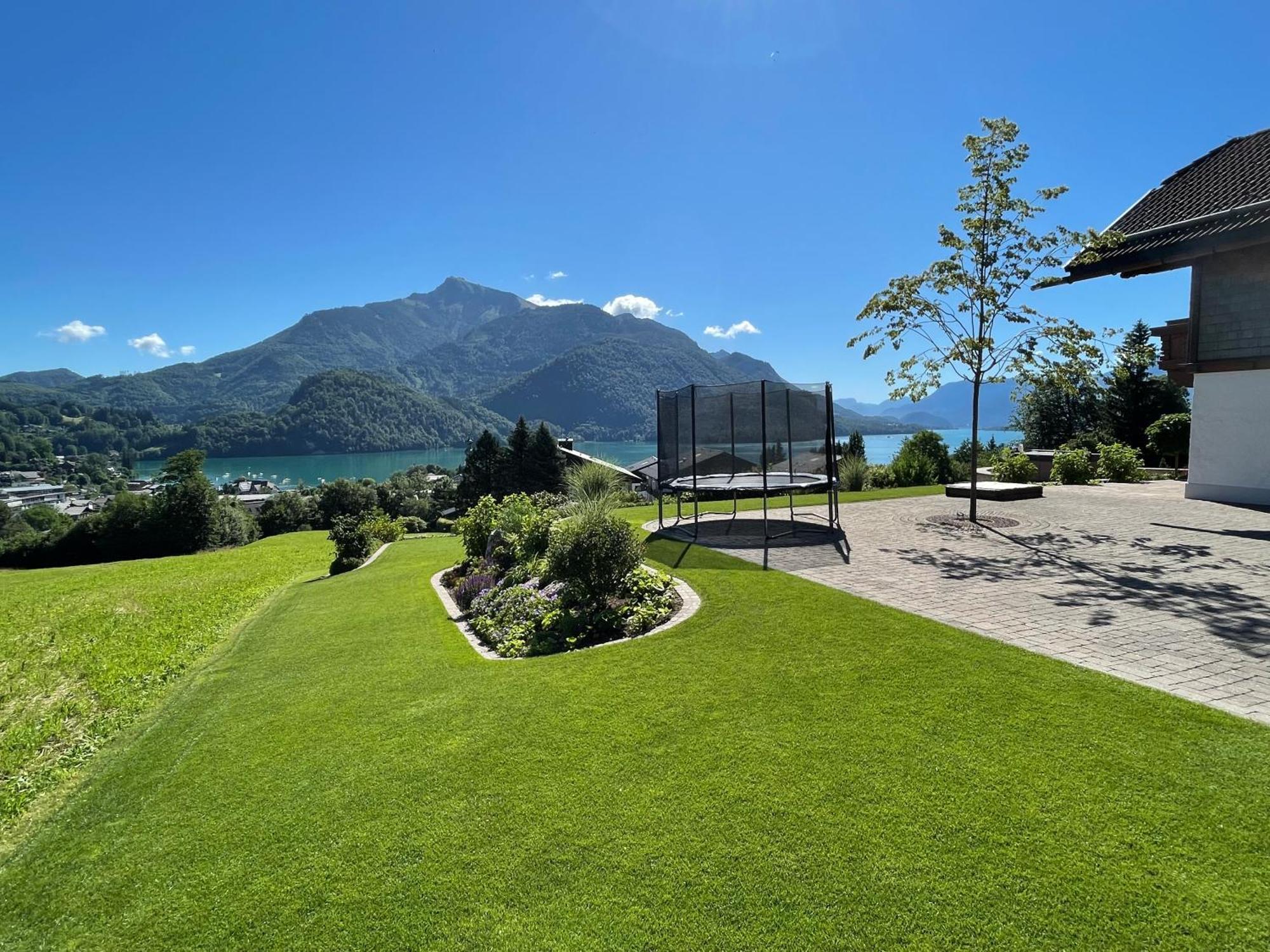 Ferienwohnung Schossleitner - Der Wohlfuehl-Ansitz Am Wolfgangsee Mit Weitblick Sankt Gilgen Exterior photo